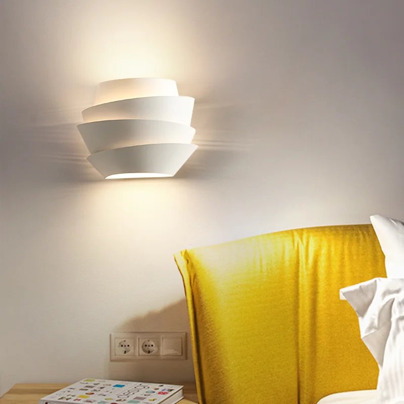 Imagem -05 - Lâmpada de Parede de Metal para Quarto Designer Nórdico Luzes Led de Cabeceira Corredor Simples Arandelas Decorativas Criativas Branco