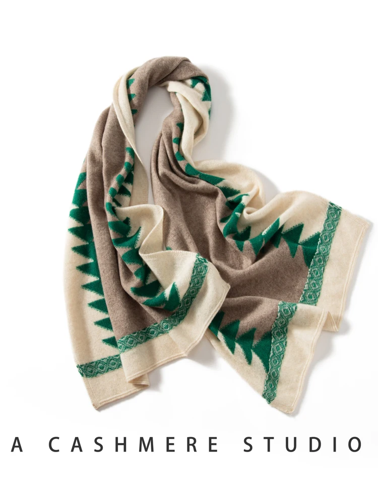 Fashionable Large Size Christmas Pattern Cashmere Scarf Super Size Knitted Shawl Warm Cozy Winter Accessory for Men And Women