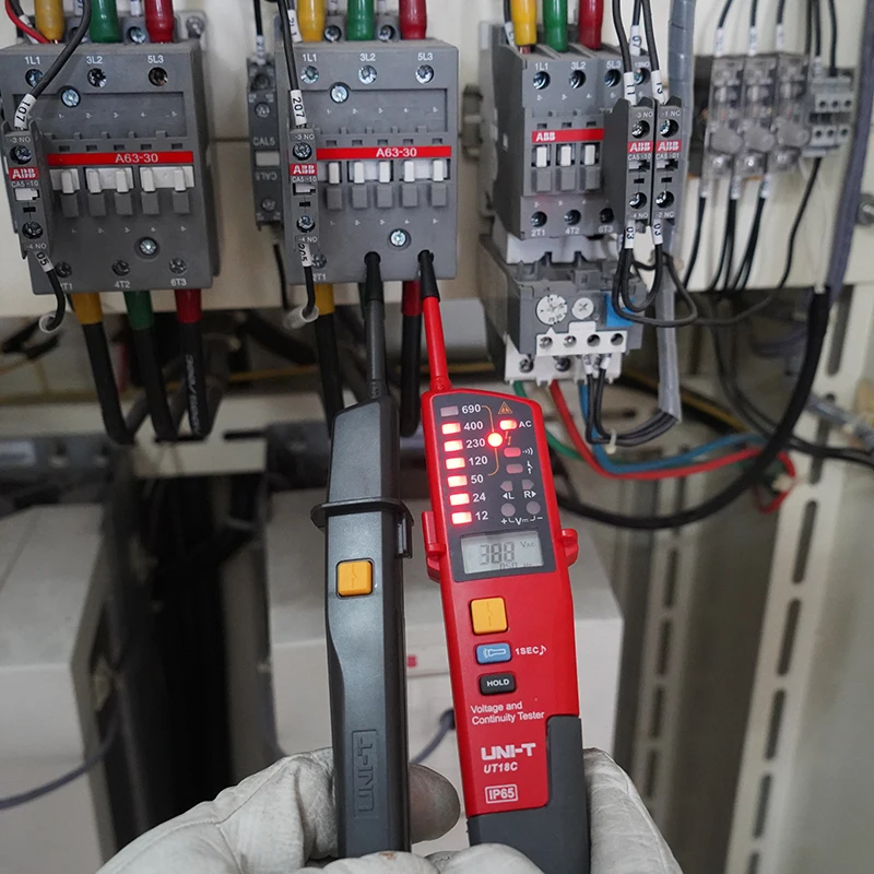 UNI-T Digital Voltmeter UT18C UT18D AC DC Voltage Continunity Tester 690V LCD Display 3 Phase Sequence RCD Electrical Tester