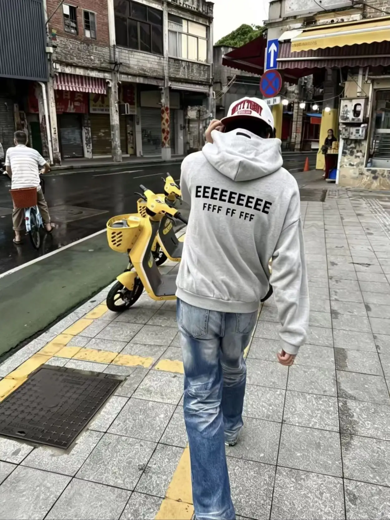 

FW24 Men Set Holiday Core Hooded Simple and Comfortable flannel letter pullover hoodie for men High Quality Black Gray loose fit