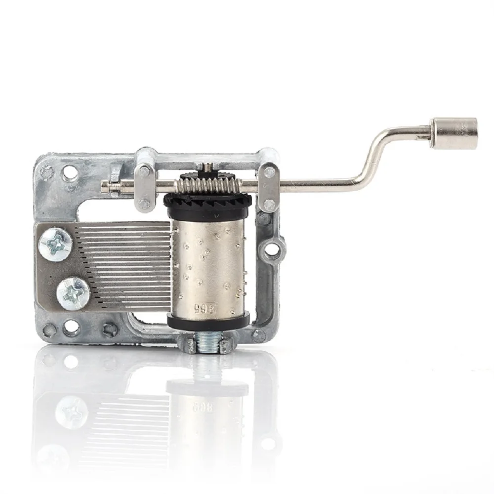 صندوق تشغيل الموسيقى الصغير الذي يمكنك صنعه بنفسك - هدية عيد الميلاد المزخرفة المصنوعة يدويًا مع الموسيقى المتاحة