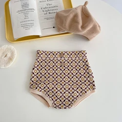 New baby clothing for the spring and autumn seasons, 0-3 year old girls knitted small fragrant pattern bread pants set