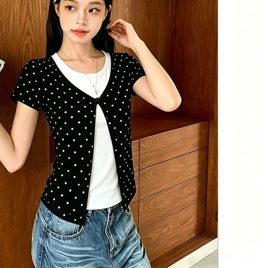 Splicing Fake Two Polka Dot Short Sleeved Women's Summer New Desig Slim Fit Versatile Niche Top