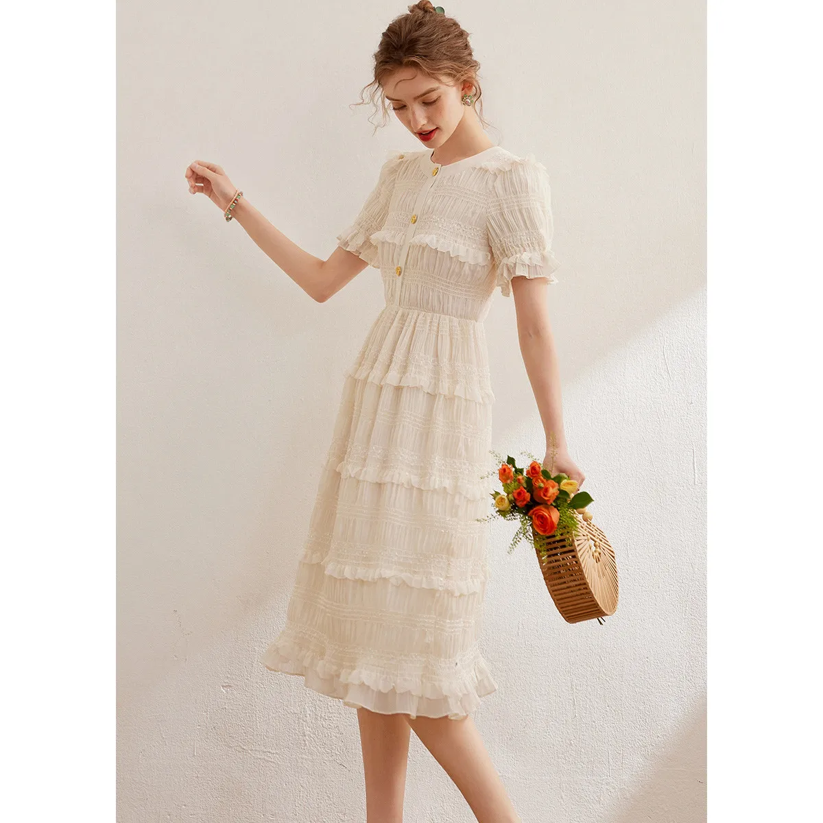 LOUIS YAO 2025 Summer Texture Fine Shining Dress with Aging Reduction Lace Round Neck Long Sleeved Short Sleeve Women's Dress