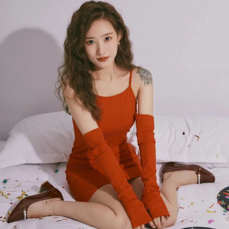 

Fashionable Sexy Tight Strapless Dress Photography Studio Personal Art Photo Set Private Home Photography Teenage Girl Costume