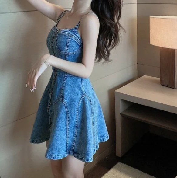 Y2K Damen Französisch Vintage rückenfreier Jeansrock One Shoulder Camisole Kleid Street Trend Damenmode Sexy Mini Denim Kleider