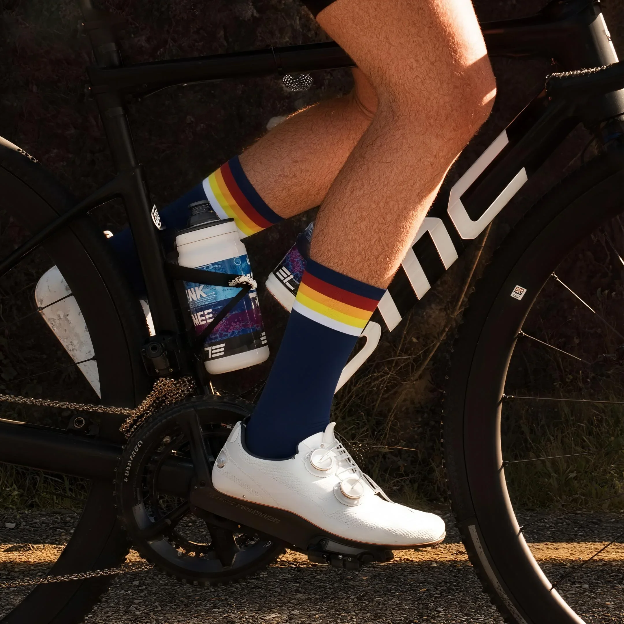 Professionelle Radfahren Socken Atmungsaktive Road Fahrrad Socken Männer Frauen Outdoor Sport Racing Sport Socken Hohe Qualität – Detail 11