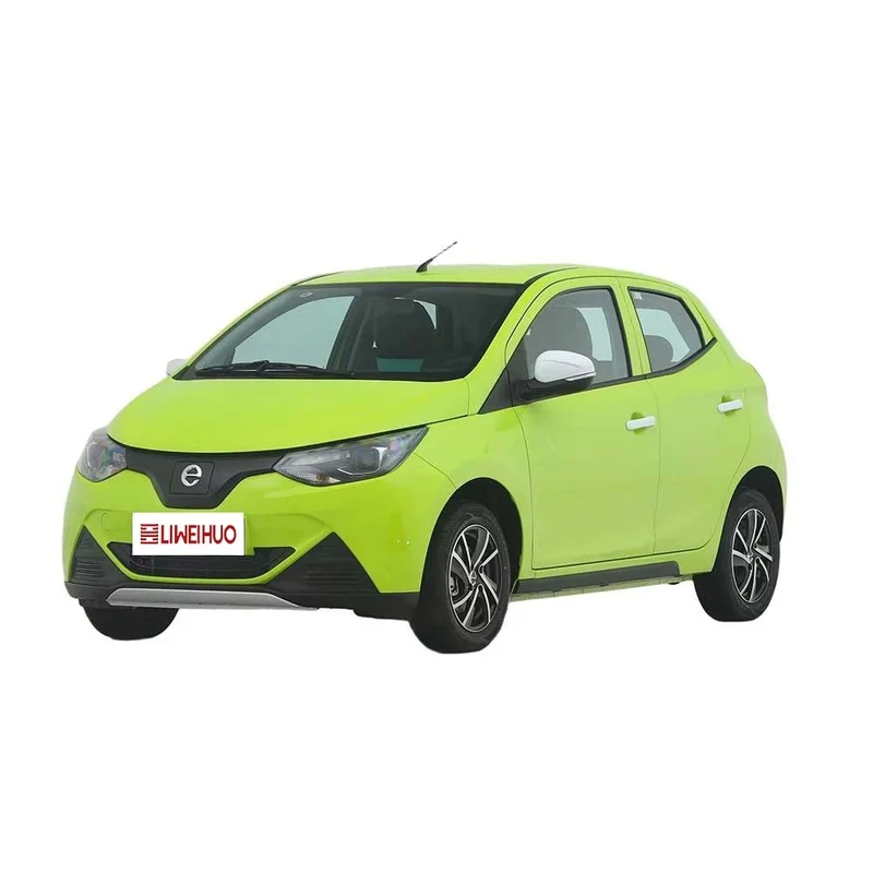 Ev2 New Car High Quality Sedan Low Price 301-400km NEDC Range 84 Nm Torque 300kW Motor 110kWh Battery