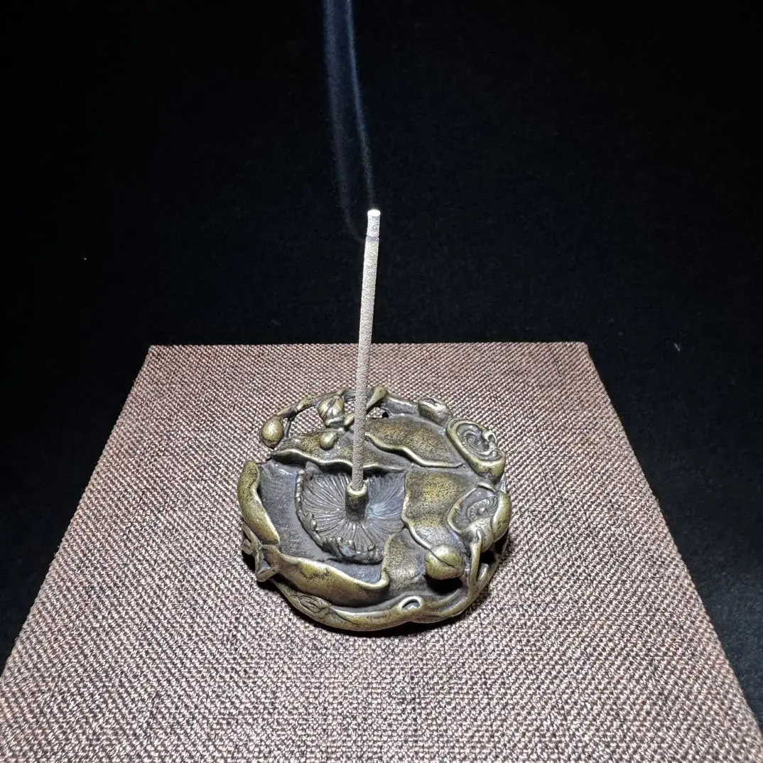 Lotus pond lotus leaves incense burner Sticks Holder Statue for Tea Home Decor Ornaments