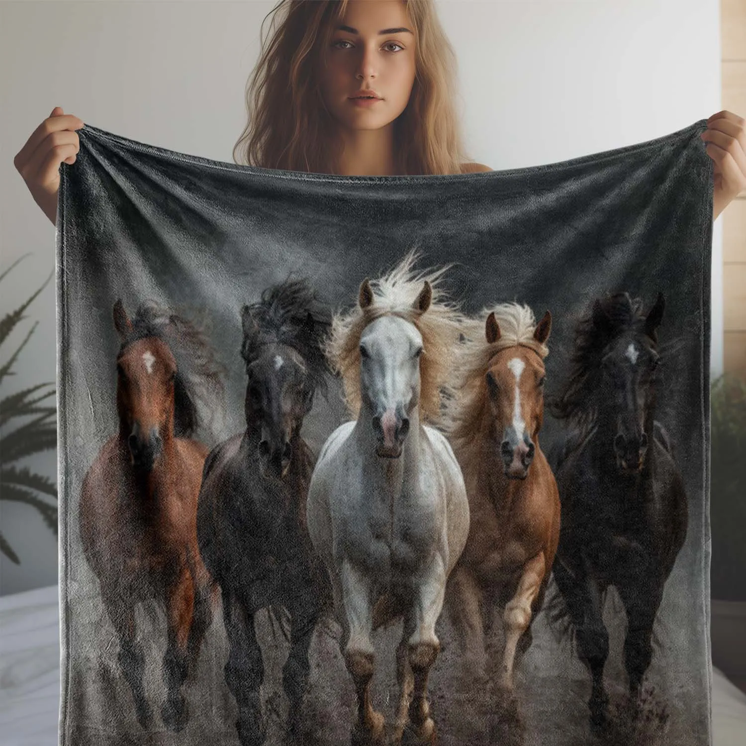 

Теплое и уютное фланелевое одеяло с принтом Galloping Horses — мягкий полиэстер, всесезонный комфорт для дивана, кровати, автомобиля, офиса, кемпинга