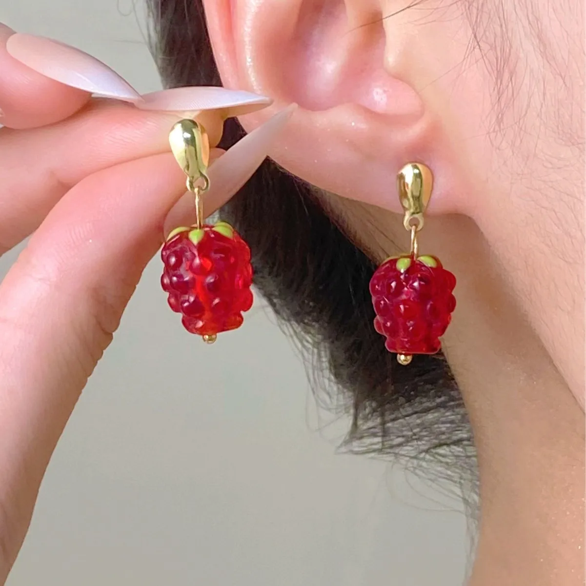 

French Style Raspberry Earrings Red Fruit Jewelry Women Fashion Luxury Elegant Drop Earrings Creative Design Statement Ear Studs
