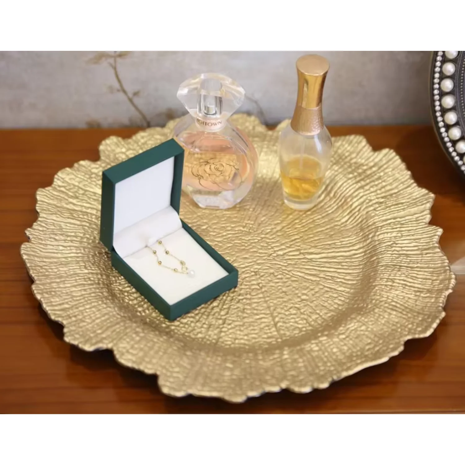 Silver Plastic Round Table Plates for Wedding Decor - Various Colors