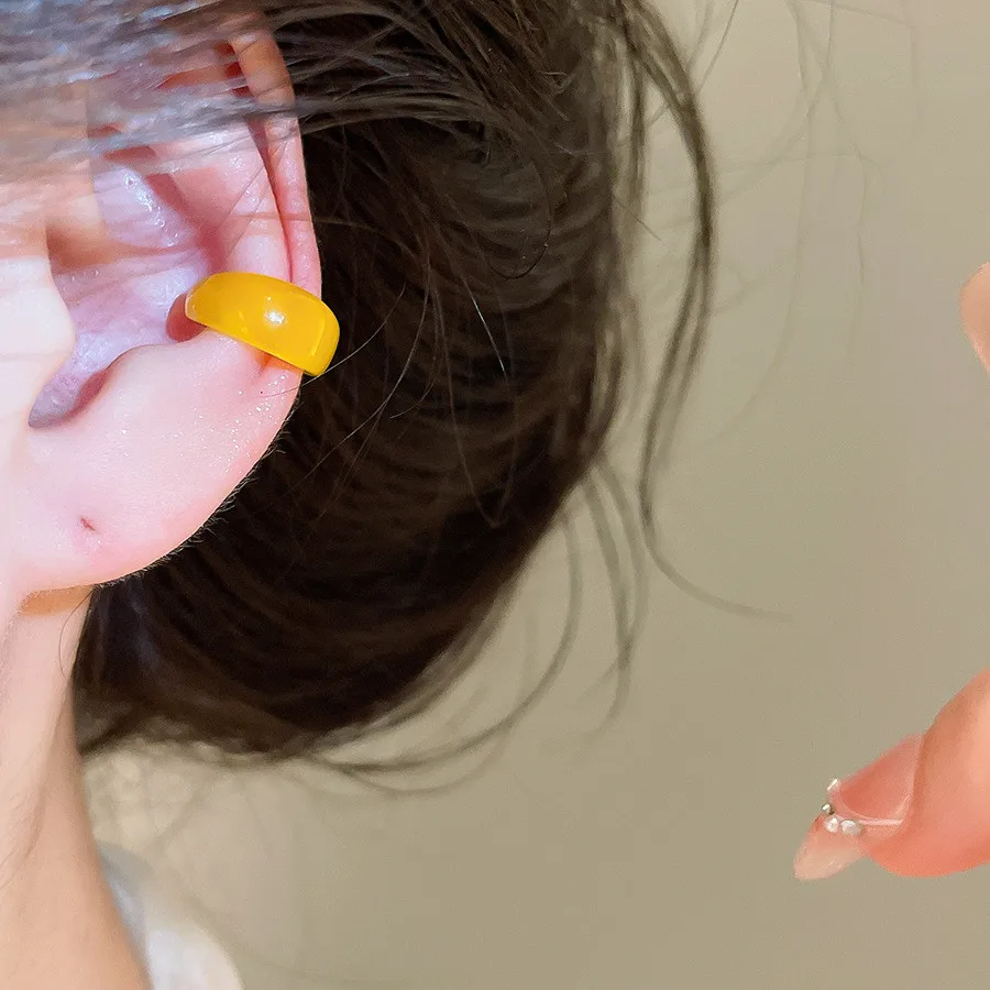 4 Pieces Candy Color Letter C Shaped Resin Ear Clip Earrings Luxurious High-end Niche Design Accessories for Women