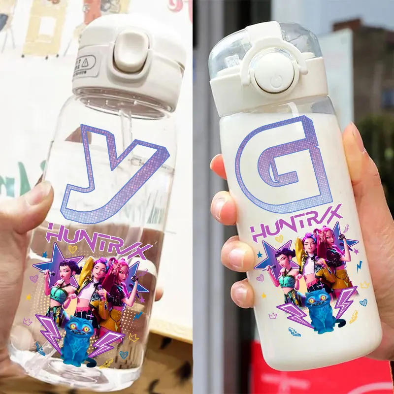 KPop شيطان الصيادين 600/400 مللي كوب بقشة K-POP HUNTR/X رومي ميرا زوي البلاستيك الأطفال زجاجة ماء حاوية القرع الشرب #3