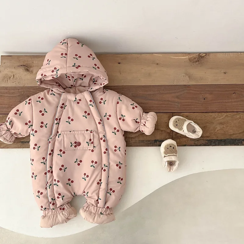 Baby clothes warm winter clothes flannel jumpsuit cotton clothes stylish baby hoodie thick coat go out autumn and winter rompers