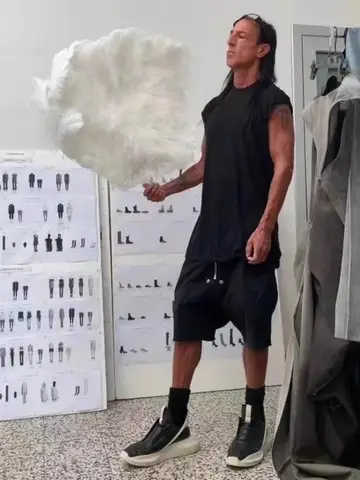 Mauroicardi Vår Sommar Lösa Casual Mjuka Svarta Shorts för Herr Herr Hög Resår Midja Dragsko Korta Raka Byxor Kläder 10 best sales herrshorts med sidoslit - №10