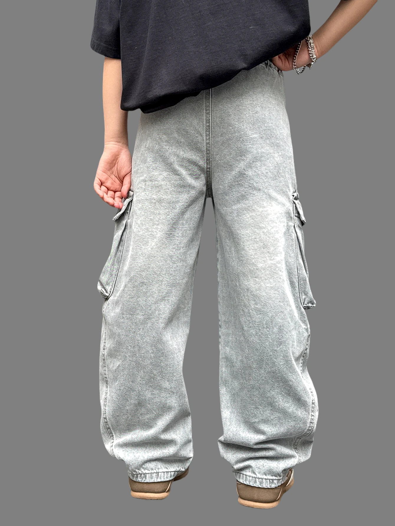 Boys' and teenagers' spring loose-fitting workwear jeans, suitable for daily wear, school, leisure, and outdoor activities