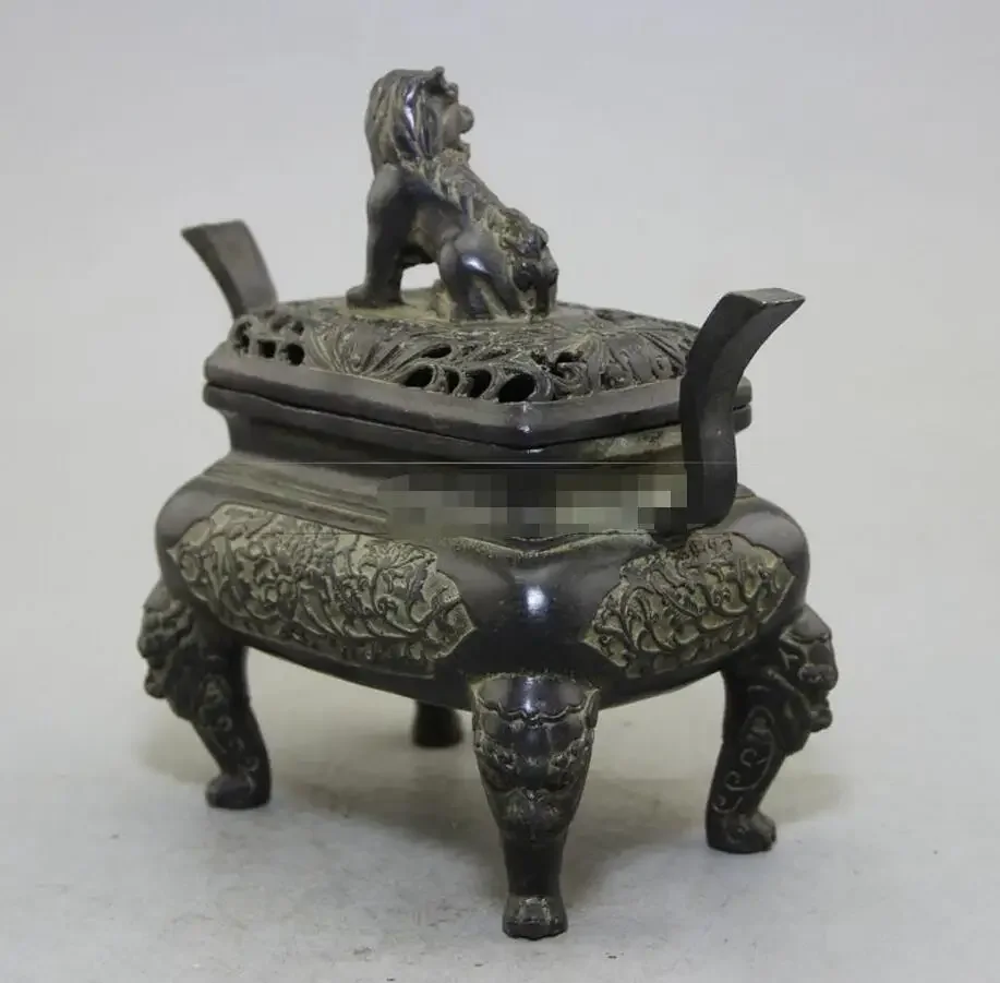 

Antique handicrafts factory direct sales exquisite retro made brass lion incense burner ornaments made in Xuande y