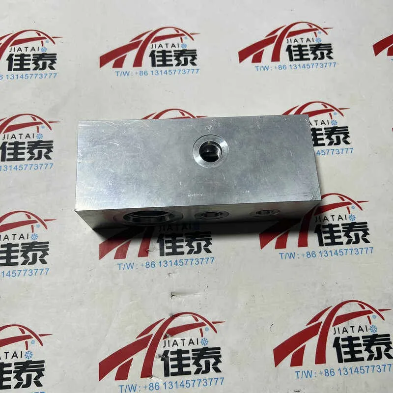 Oil Dispenser Box 029W22732-000 Aluminum Compressor Part For Refrigeration.
