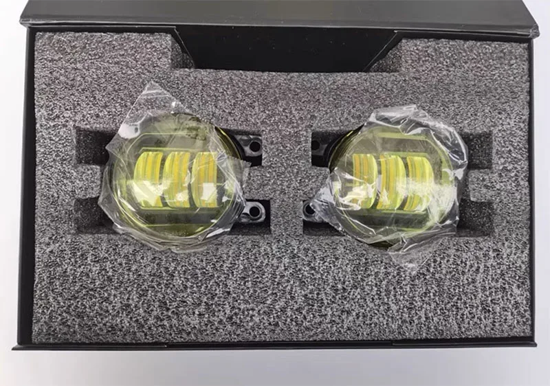 Pop Car Golden Eye Fog Light For Dmax 2021 Up Front Bumper Daytime Running Lights DRL Car Built-in Grille Lamp