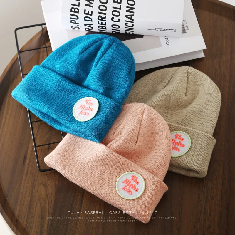 

Q5 Korean Version of Spring And Autumn Winter Round Label Letter Crimped Wool Hat Student Couple Outdoor Leisure Warm Knitting