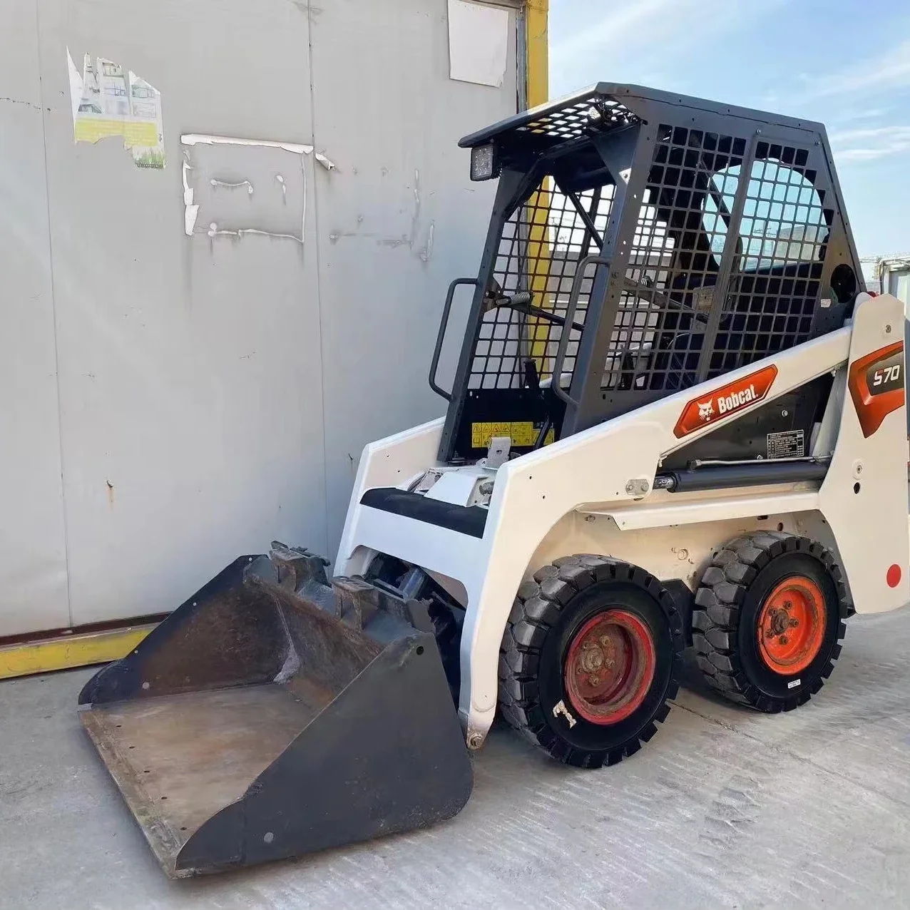 

FOR Bobcat S70 The best selling used construction machinery in USA Bobcat S70 skip steer loader 1.2ton high quality