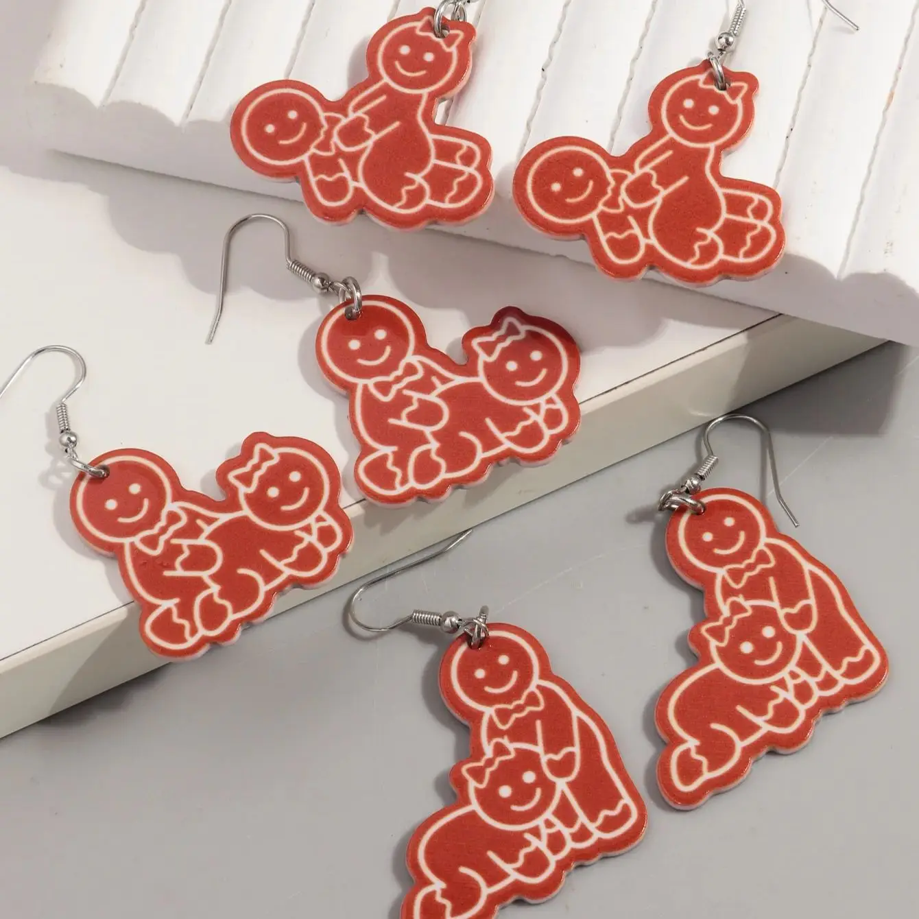 Christmas Day Acrylic Gingerbread Man Earring Set for Women Cute Cartoon Drop Earrings 2024 Jewelry