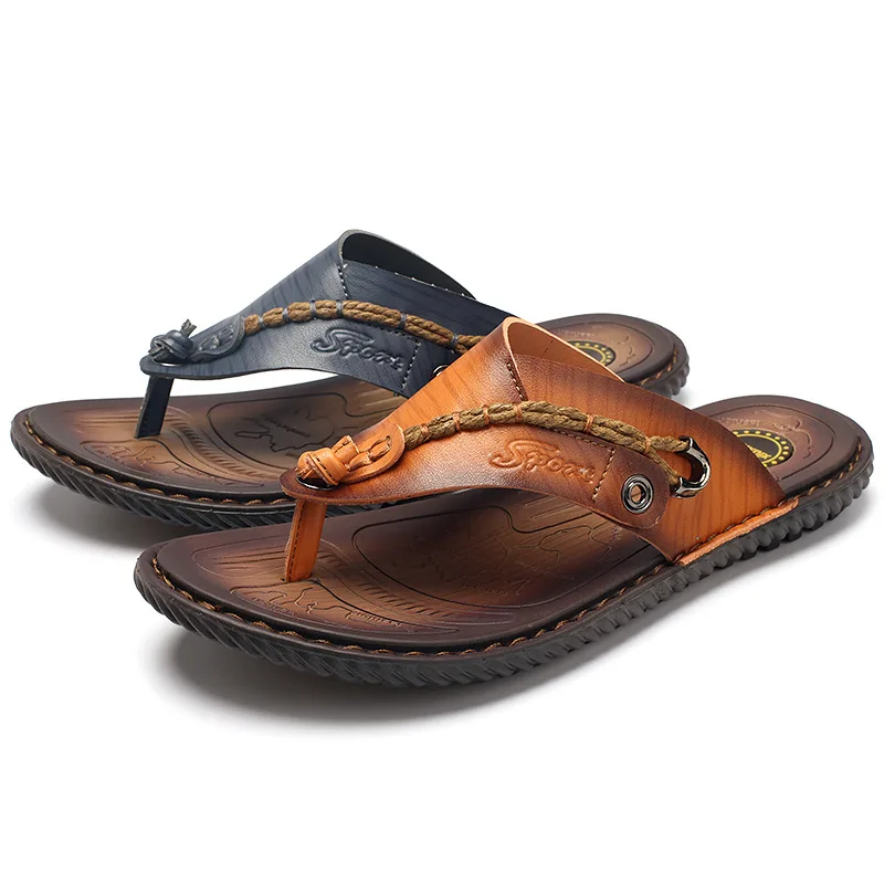 Men's Summer Flip Flops  Comfortable Sandals with Arch Support and Non Slip Sole Suitable for Outdoor Beach Swimming Pools