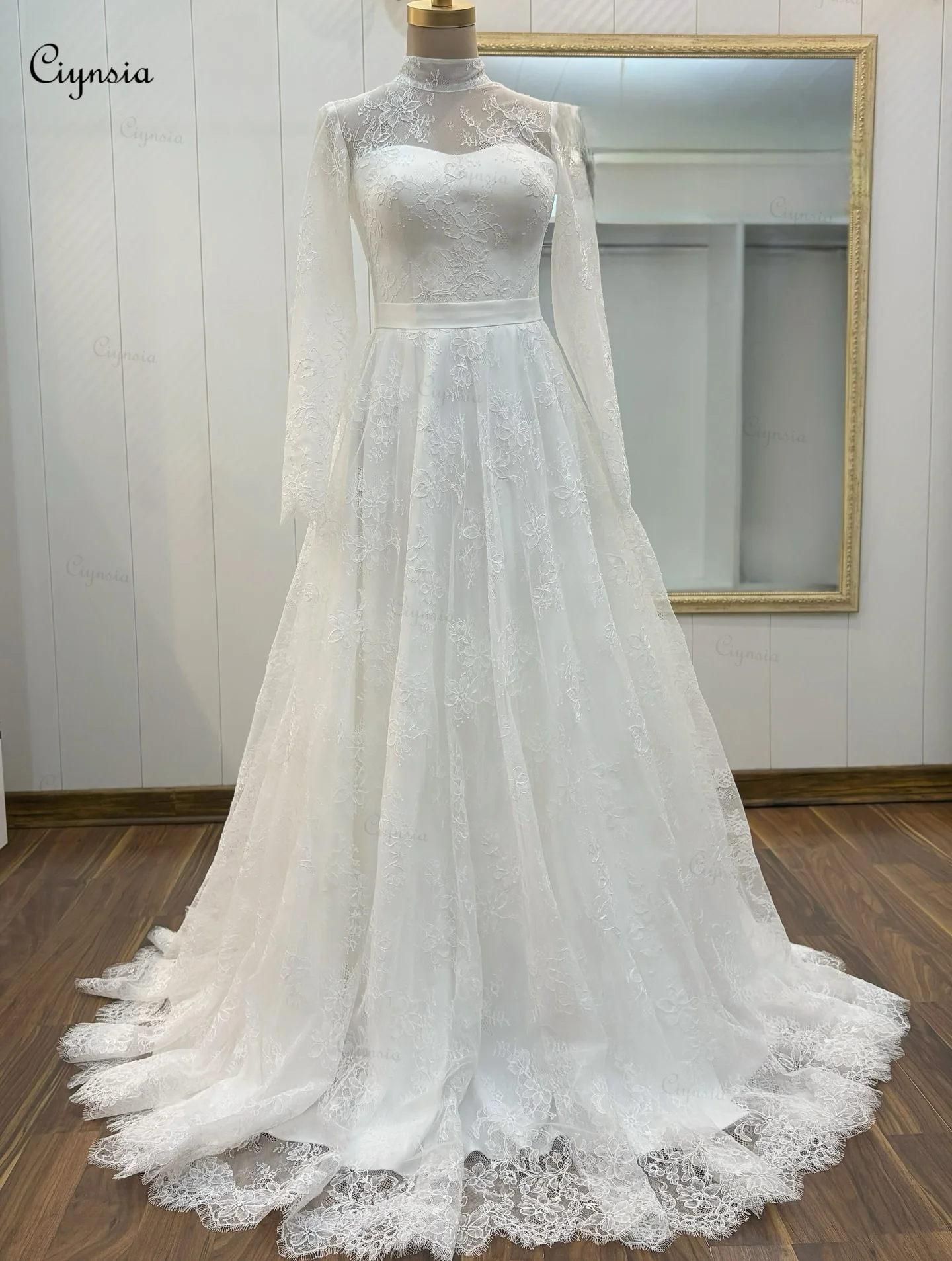 Ciynsia Exquisit Lace A Line Elegant Wedding Dresses 2026 Full Sleeves Bridal Gowns with Bride Veils Court Train Customized