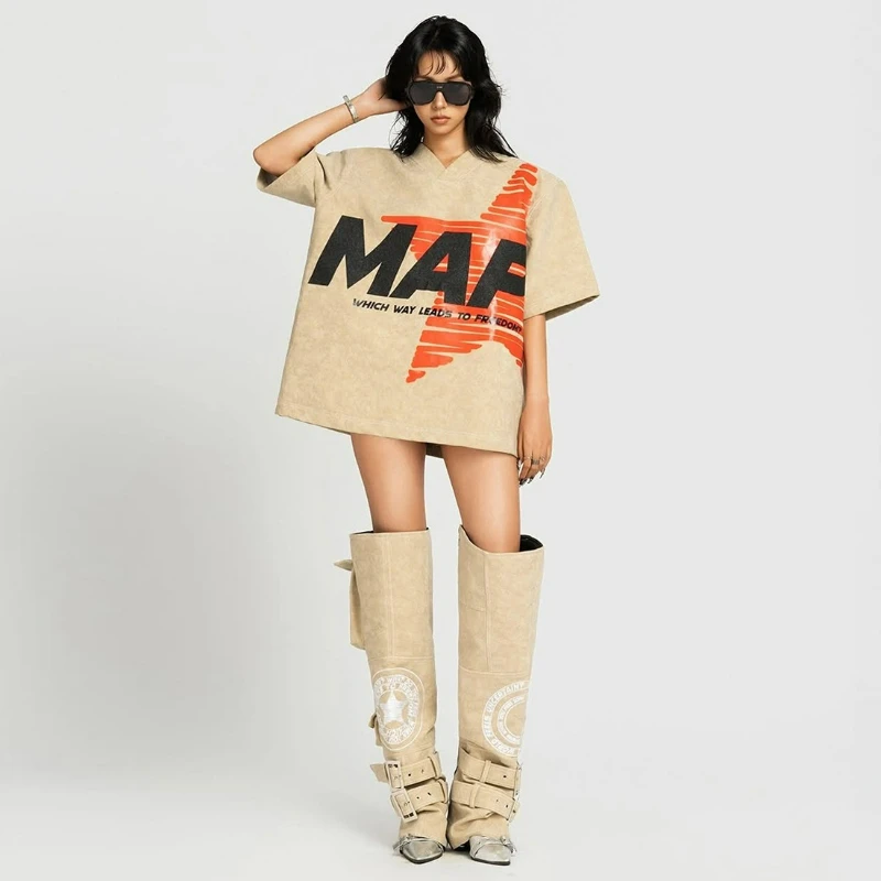 

Новая мода в европейском и американском стиле 2026, летняя повседневная дизайнерская свободная универсальная футболка с v-образным вырезом и буквенным принтом для женщин