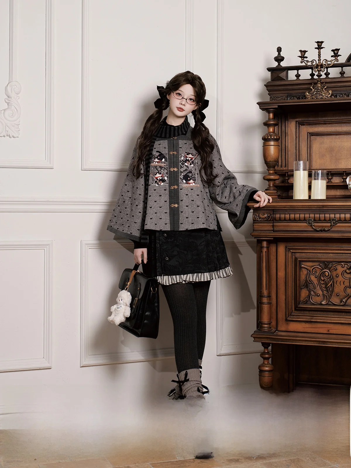 

Rouge Sve Movement Fraance's Joy Orchestra College Sle Повседневная юбка с квадратным воротником и вышивкой Jaet Tailed