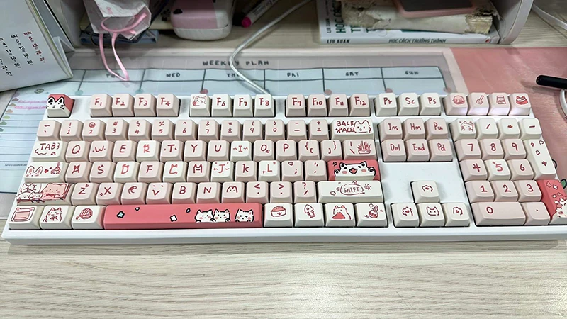 Imagem -06 - Cute Cat Anime Keycaps Caps de Teclado Mecânico Perfil Mda Pbt Miau Rosa Gatinho dos Desenhos Animados 66 Chaves 146 Chaves