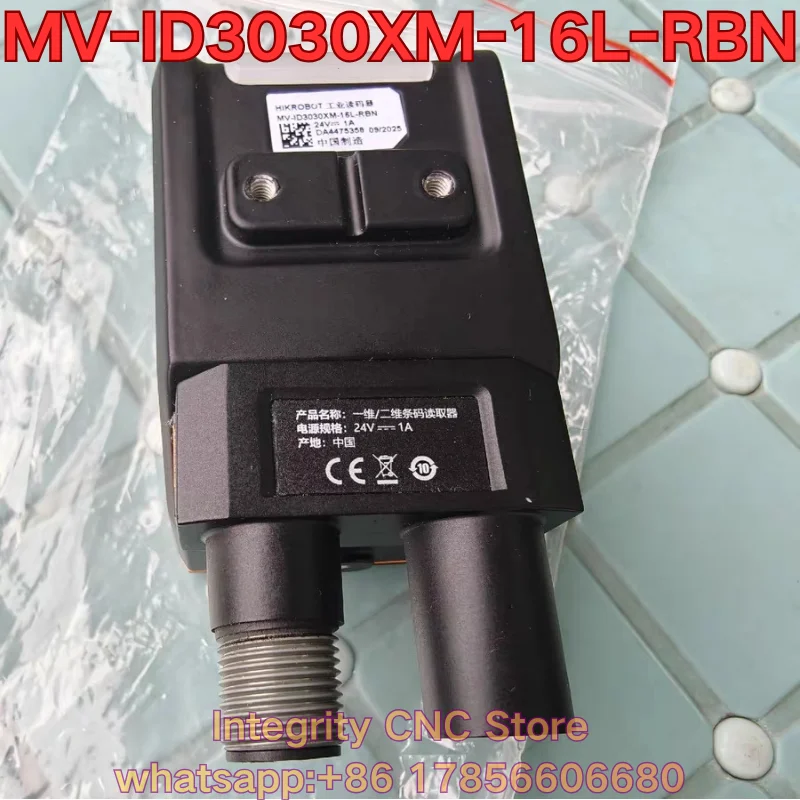 Second-hand MV-ID3030XM-16L-RBN industrial code reader function test is normal view 4