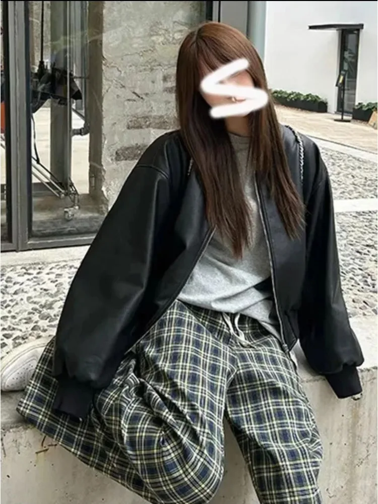 블랙 패션 PU 가죽 자켓 여성 빈티지 하이 스트리트 지퍼 가죽 자켓 여성 느슨한 모토 한국어 가죽 자켓 여름