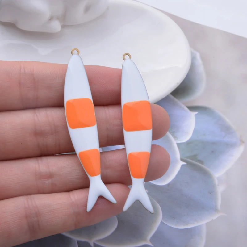 2 Stück Neue Design-Kupfer-Anhänger mit beidseitiger Emaille in Fischform für Halsketten, Taschen, Ohrringe, Anhänger, DIY-Schmuckzubehör – Detail 8