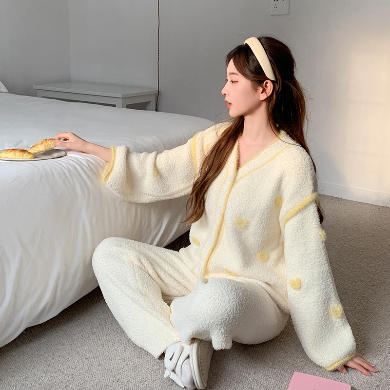 

Women's Autumn and Winter Thick Furry and Sweet Two-Piece Cardigan Pajamas