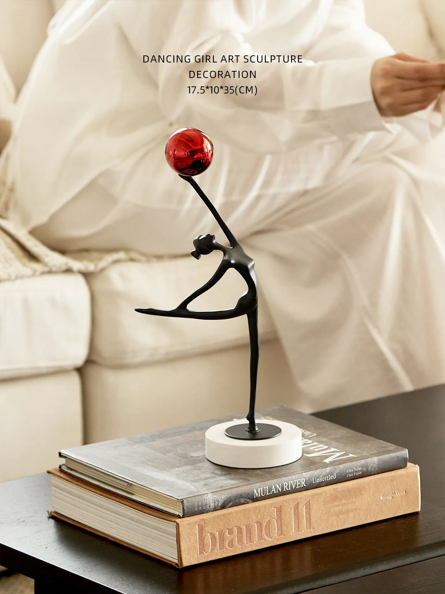 Simple High-end Sense Niche Dance Girl Figure Sculpture Ornament Home Living Room TV Cabinet Decoration