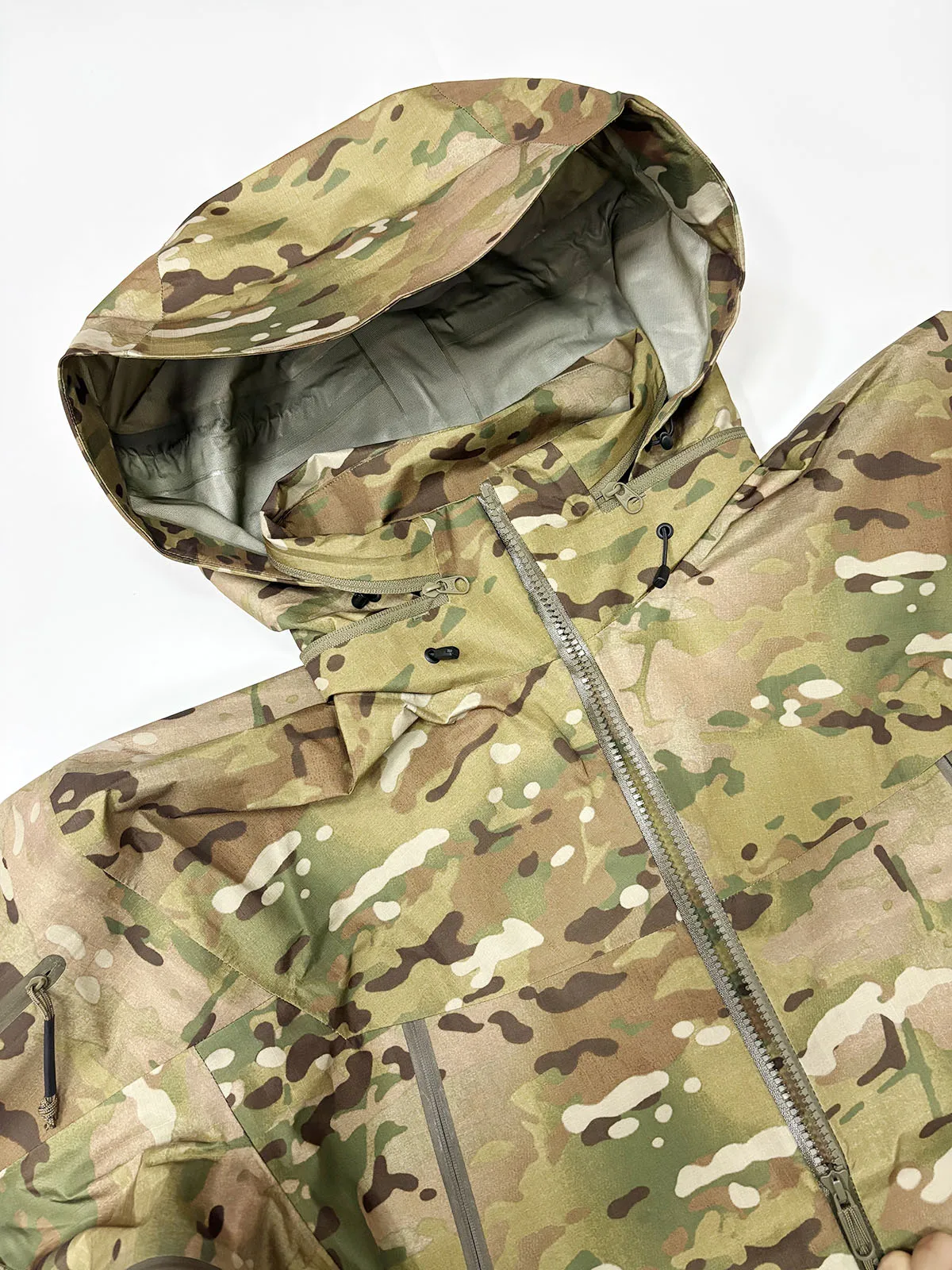 Outdoor Tactical Gen2 Hardshell-Jacke, winddicht, wasserdicht, atmungsaktiv und verschleißfest. – Detail 11