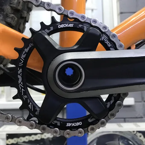 Deckas 96bcd Ведущая звезда для горного велосипеда 32/34/36/38T черная из алюминиевого сплава — фото устройства