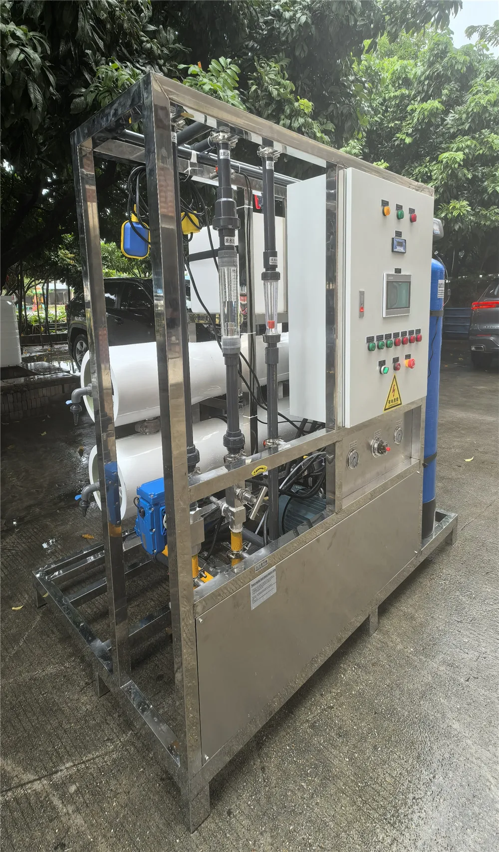 30TPD Automatic Seawater Making Machine Water Desalination Machines for Boat Marinas Seawater Desalination RO Plant Watermaker