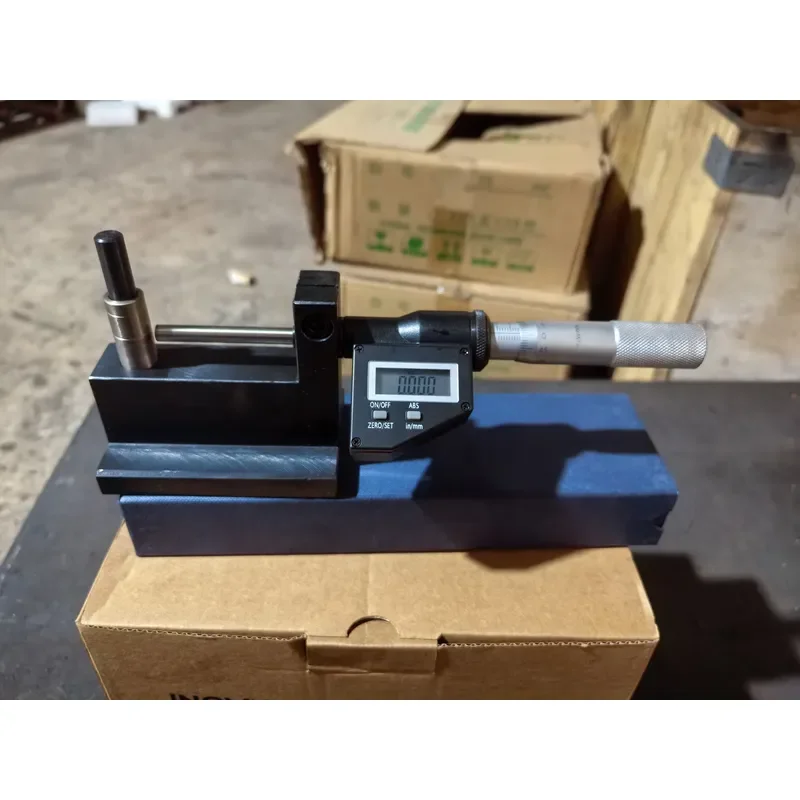

Precision Counterboring Setting Micrometer for BV60 BV60S Valve Seat and Guide Machine Standard Accessories