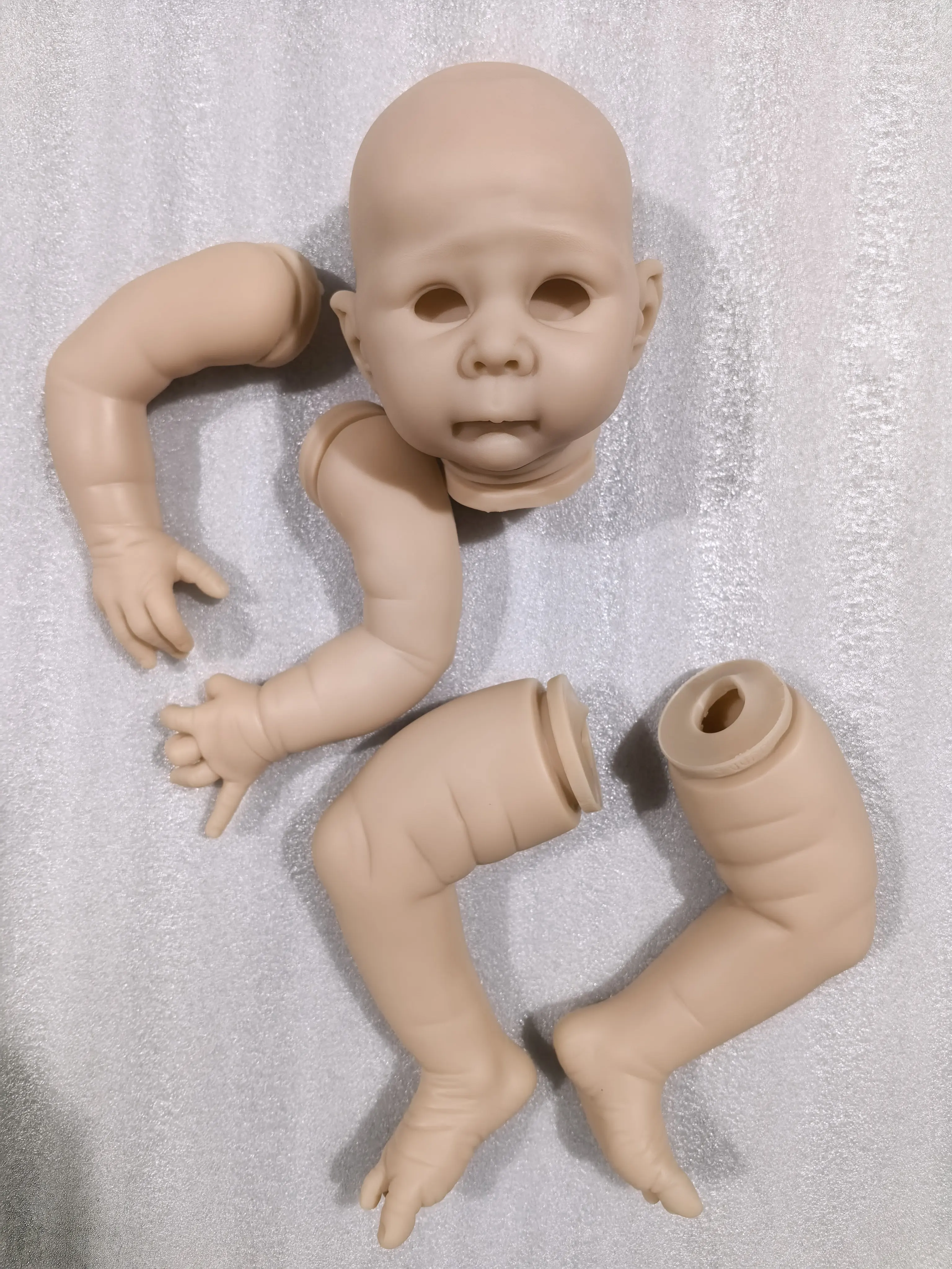 19inch Limited Edition Unfinished Unpainted Unassembled Reborn Doll Kit Lizzy DIY Doll Parts for Artists Not a Toy