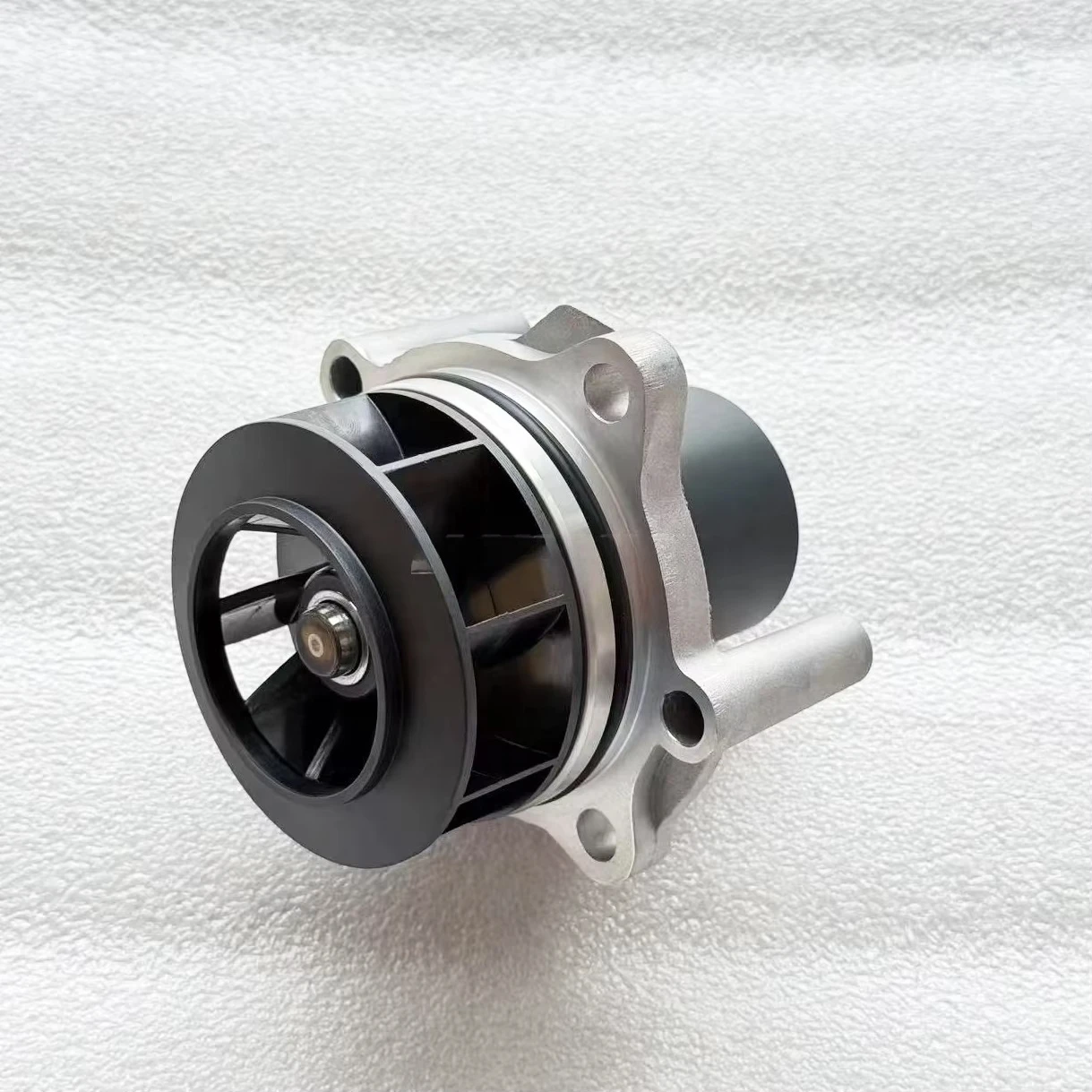 Original 4F20 Engine Water Pump PV10001493 Foton Pickup Parts Water Pump For Vehicle