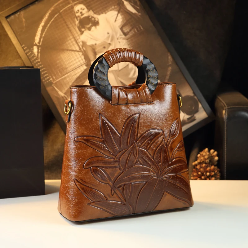 

Designer Brand 2025 New Vintage Leather Handbag Large Capacity Shoulder Bags for Women Hot Selling