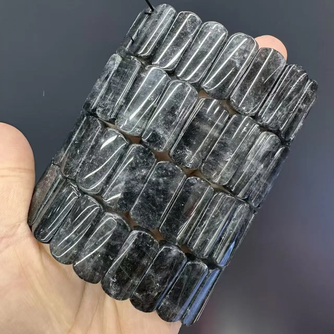 

New AAAA Natural New Black Super 7 Strawberry Beads Oval Shape Bracelet Design Gemstone Jewelry Bangle Christmas Gift Wholesale