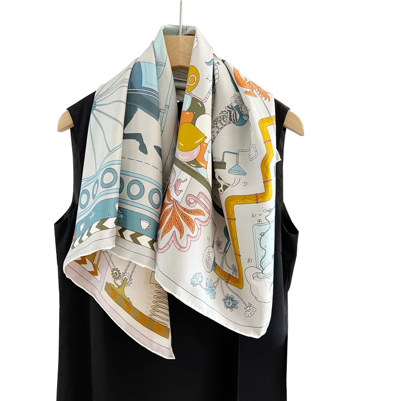 European Stylish 18MM Chain Printing Double-Sided Available 100% Twill Silk Thickened Women Square Shawl Silk Neck Scarf 90X90CM