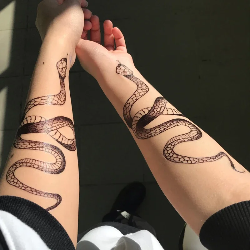 Pegatinas de tatuaje temporales de gran tamaño, tatuajes falsos impermeables de serpiente negra, arte corporal de brazo de clavícula, tatuaje de