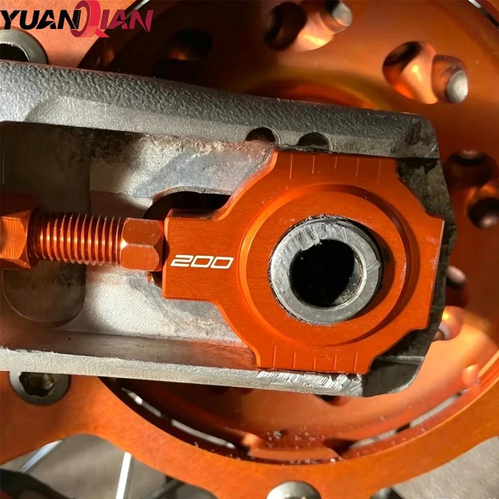 For Duke 125 200 250 390 DUKE 2011-2026 2025 2024 Motorcycle Accessories Rear Axle Blocks Chain Adjuster RC125/200/390 2014-2026
