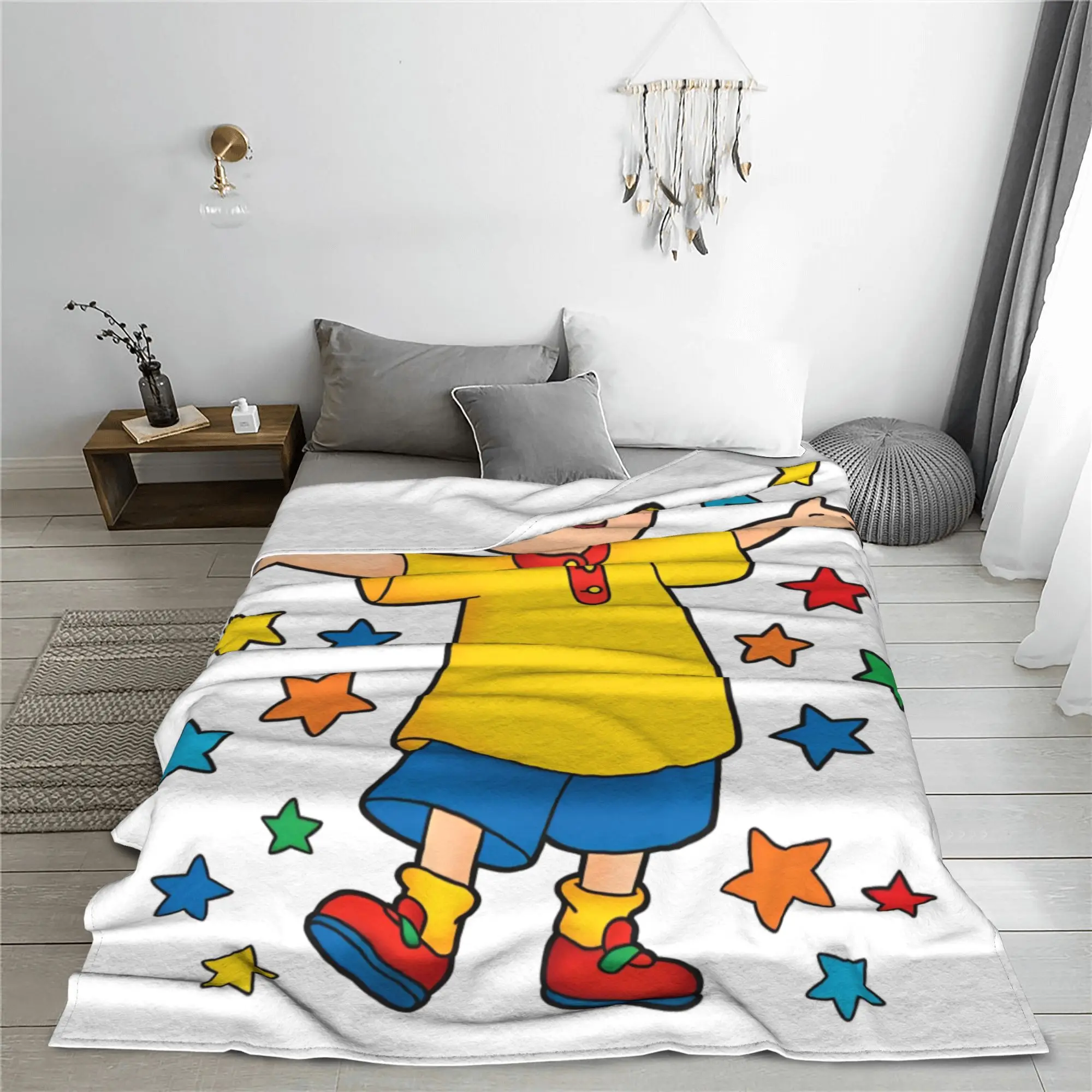 Caillou Cute Cartoon Velvet Throw Blankets Educational Children TV Blankets for Bedding Outdoor Warm Plush Thin Quilt