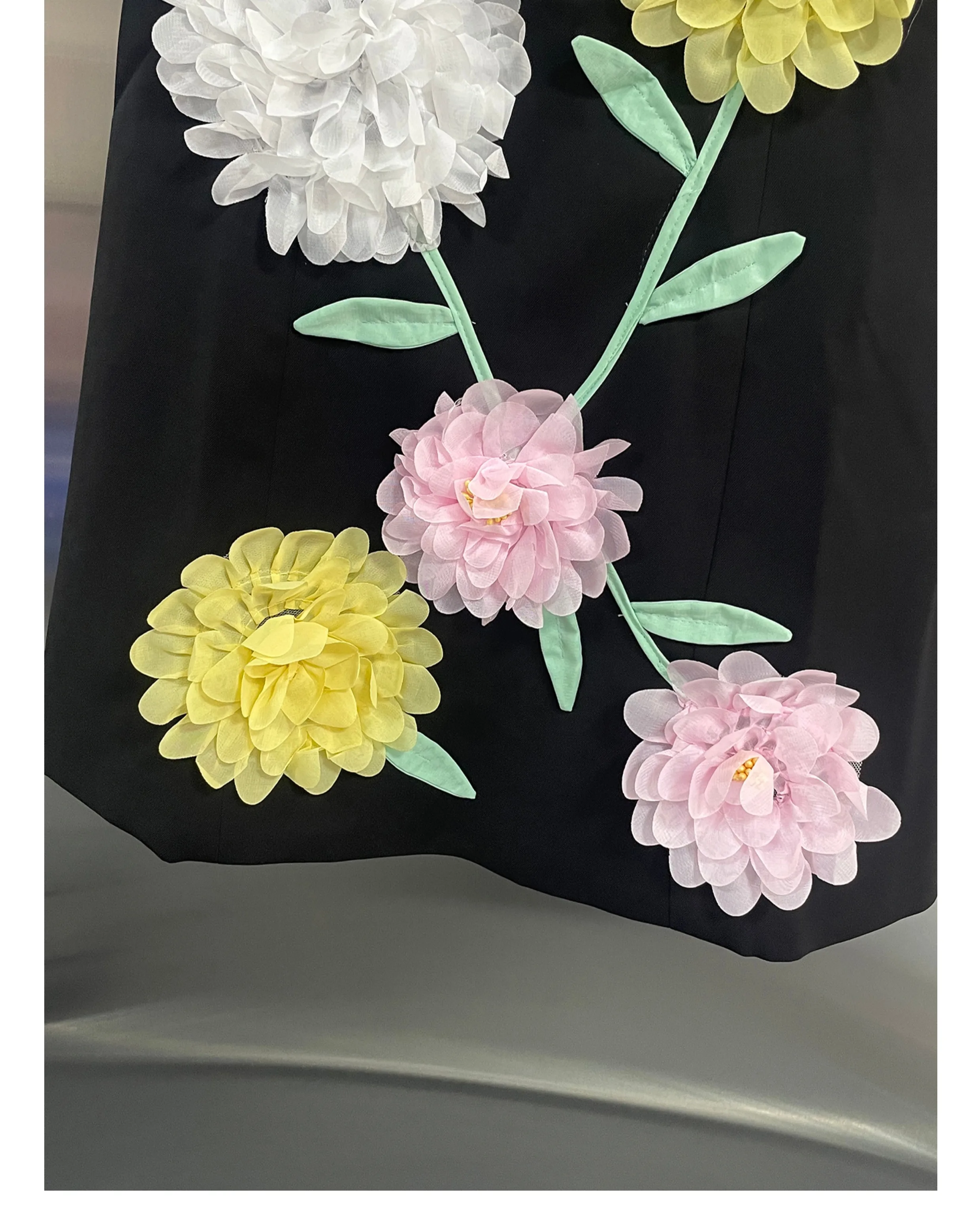 Sukienka na przyjęcie \"New Arrival\", designerska, seksowna, bez rękawów, w kwiaty, klubowa, wieczorowa, na studniówkę, elegancka, krótka, na urodziny, do pokazów.